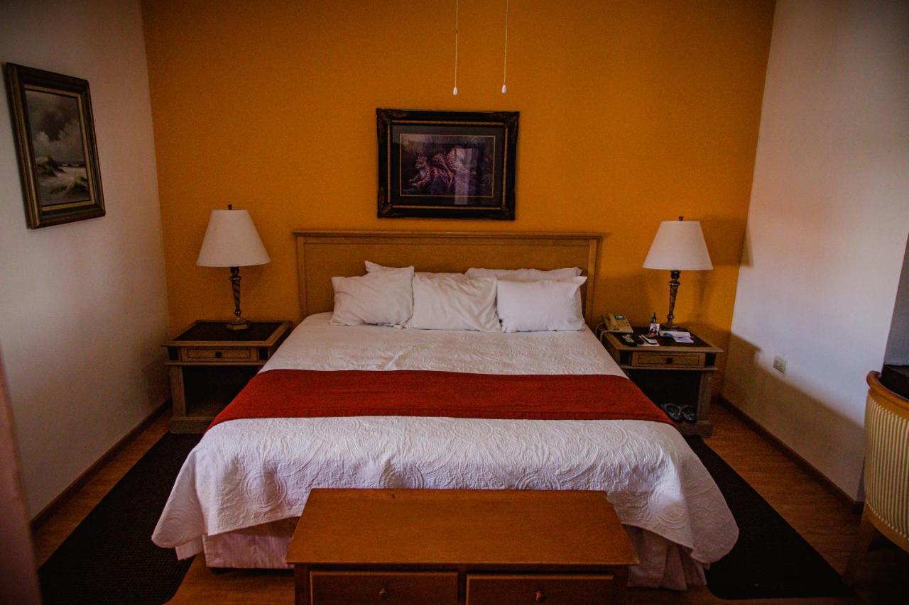 Hotel Boutique El Viejo Mundo Hidalgo del Parral Bagian luar foto